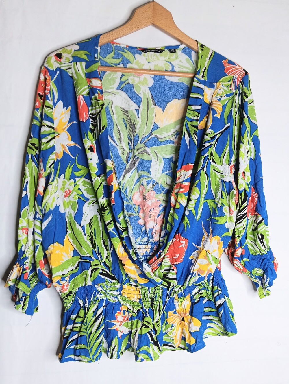 Unique Spectrum 1XL Wrap Top Tropical Print Plus Size